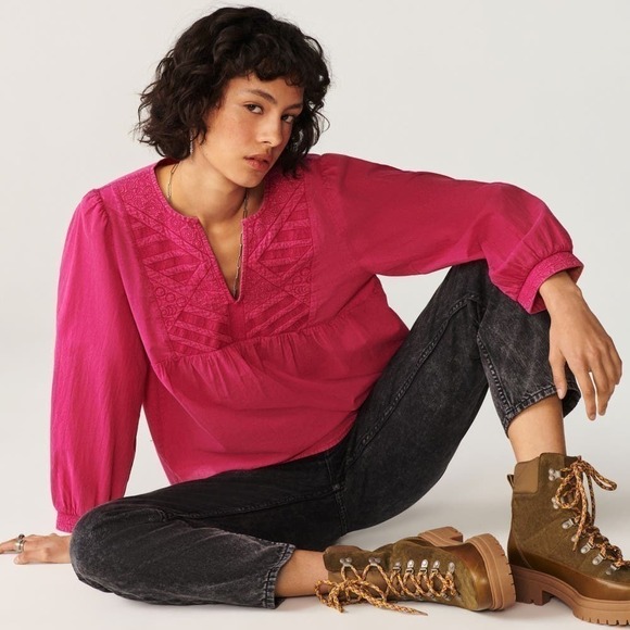 ba&sh Ilo Top 3/4 Sleeve Split Neck Embroidered Bib Fuchsia Pink NWT Size XS - Picture 3 of 13